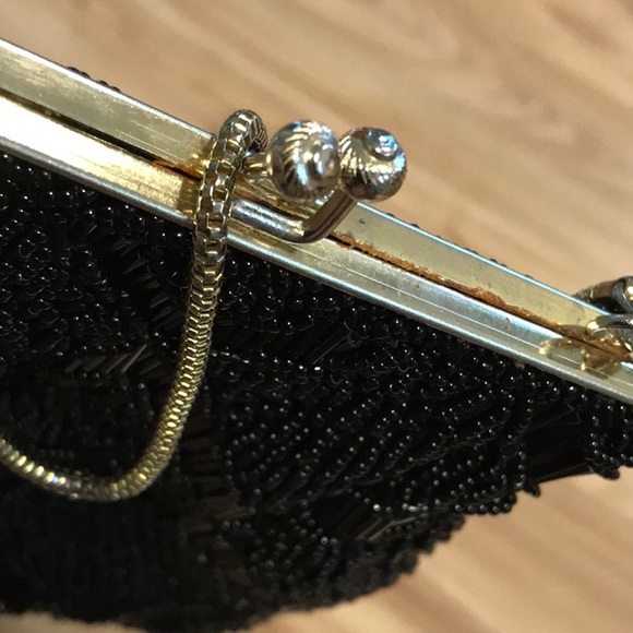 Antique Beaded Wristlet purse by DU-VAL - Picture 9 of 13